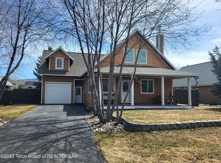 849 Streamside St, Driggs, ID 83422