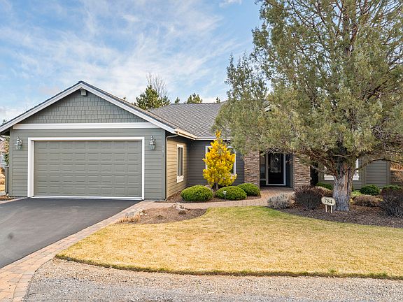 2nd image of 784 Ribbon Falls Rd