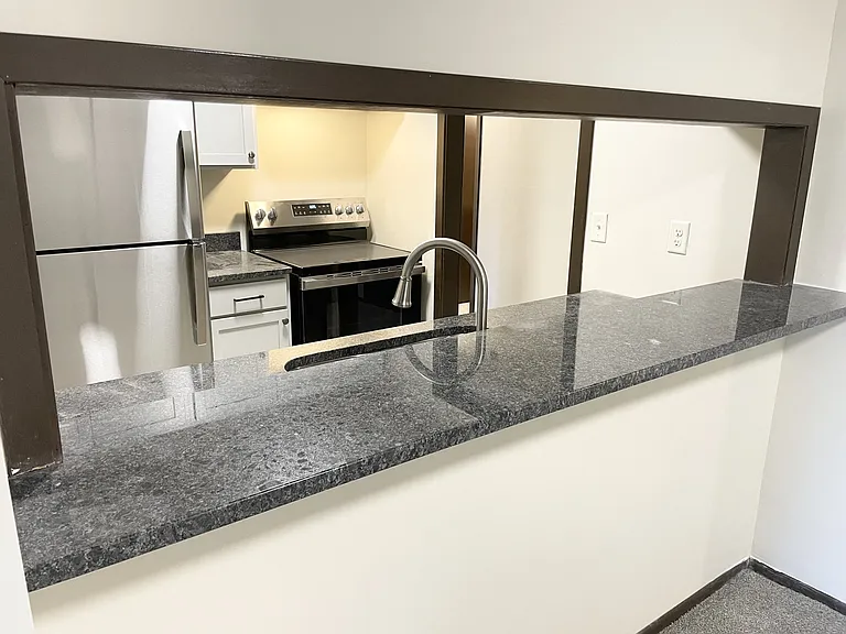 Pinecrest Apartments — Photo 44