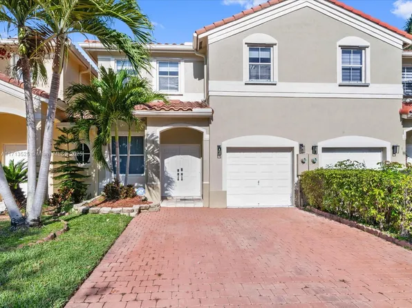 17143 SW 38th St #1, Hollywood, FL 33027