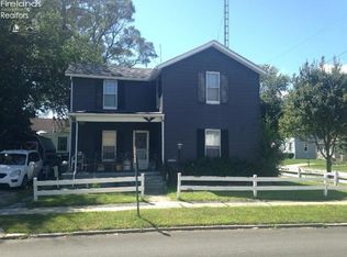 1243 Sycamore St, Fremont, OH 43420