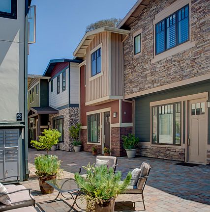 2nd image of 2020 N Holly Dr #10