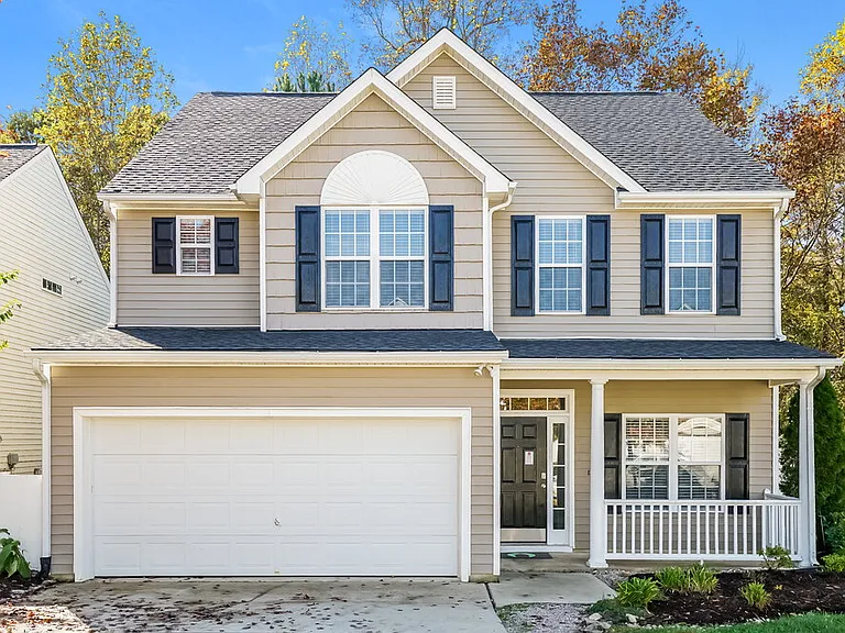 8039 Marsh Hollow Dr — Photo 1