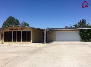 1713 Imperial Rdg, Las Cruces, NM 88011