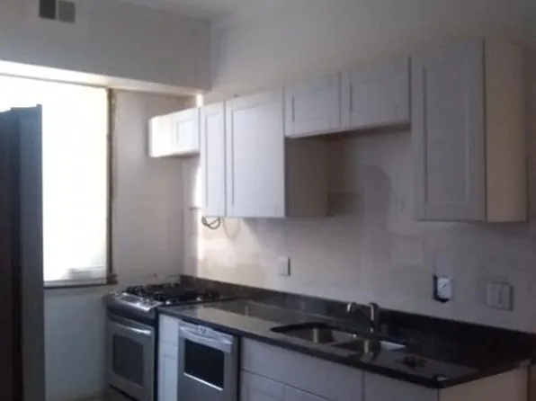1133 N California Ave #1R, Chicago, IL 60622