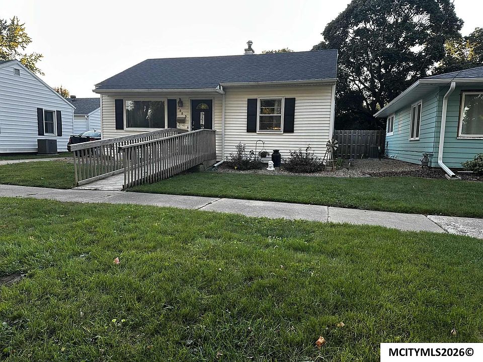1st image of 1009 Allison St