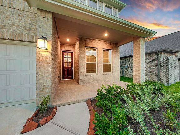 2nd image of 212 Clementine Ct