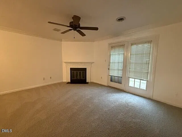 2 bed, 2.5 bath, 1056 sqft, $1,430 — Photo 4