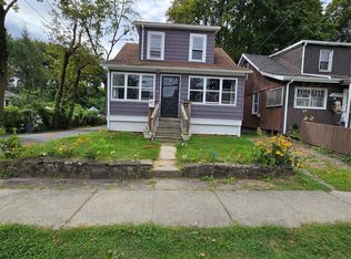 469 1st St, Newburgh, NY 12550
