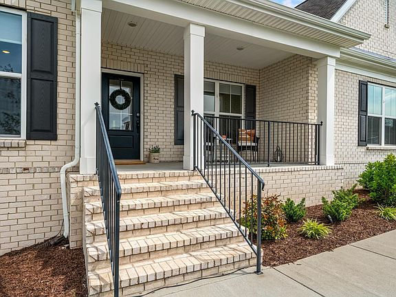 4th image of 3016 Palladian Ln