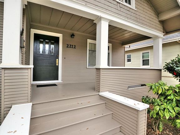 3rd image of 2212 Portola Way