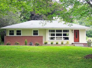 704 Barringer Dr, Blacksburg, VA 24060