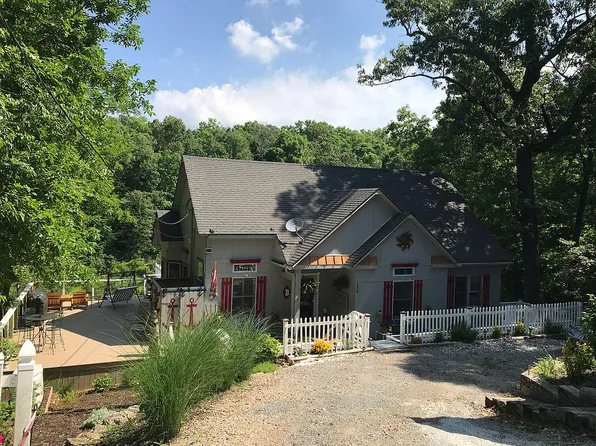 130 Sandot Ln, Bull Shoals, AR 72619