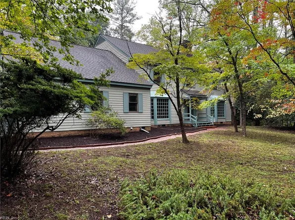33 Whittakers Mill Rd, Williamsburg, VA 23185