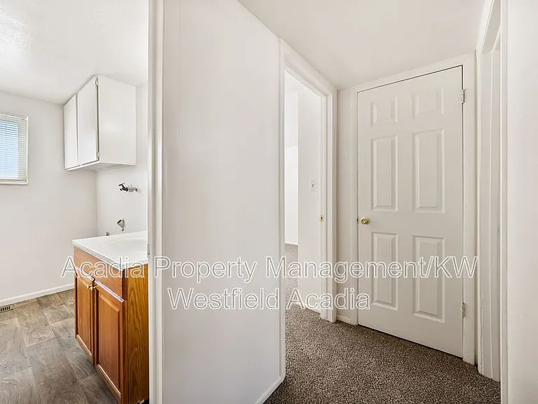 255 E 500 N #255 — Photo 17