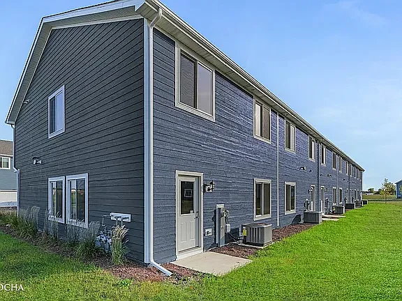 1059 Gillespie Ln — Photo 16