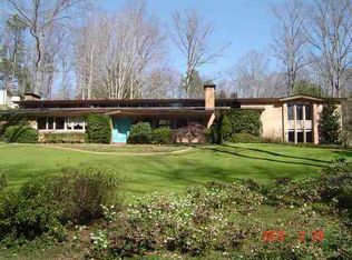 1450 Thornwood Dr, Spartanburg, SC 29302