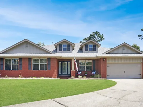 8678 Reagan Dr, Pensacola, FL 32506