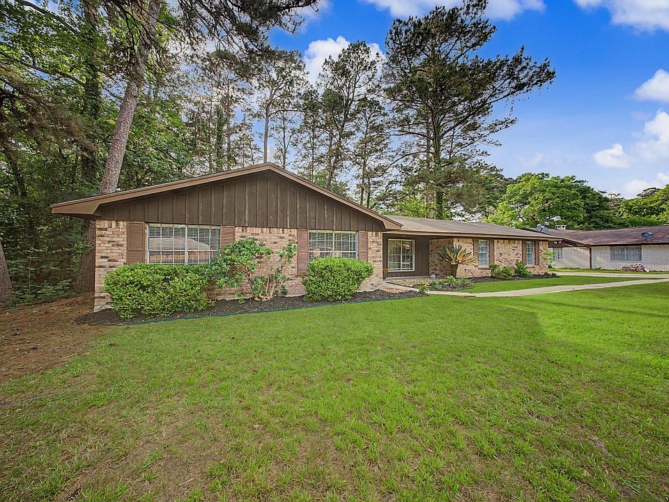 1st image of 811 Richardson Dr