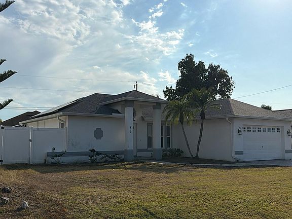 3rd image of 202 SE 19th St