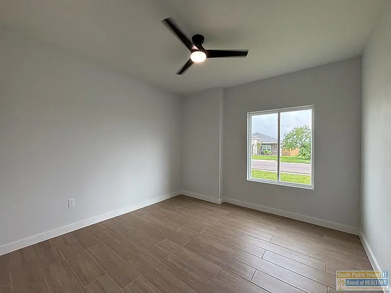3002 Eliseo Villarreal Ave — Photo 13