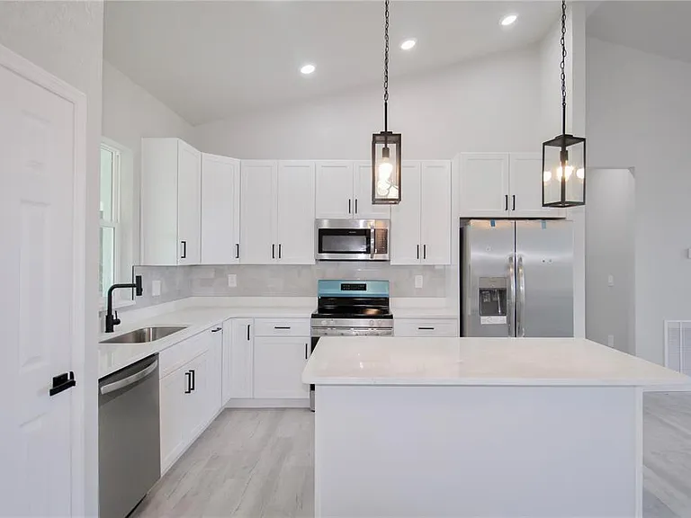 4608 Cortez Blvd — Photo 11
