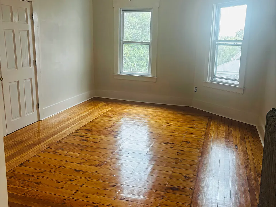 46 Channing St #2