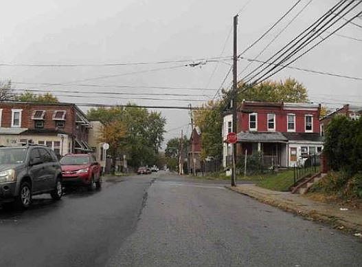 2nd image of 117 Chestnut St