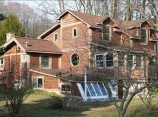 6523 Wormwood Ln, Harbor Springs, MI 49740