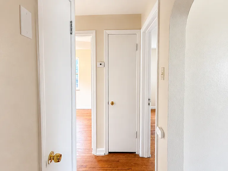 5721 Acme Ave — Photo 8