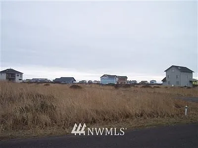 1376 Ocean Shores Boulevard photo 1