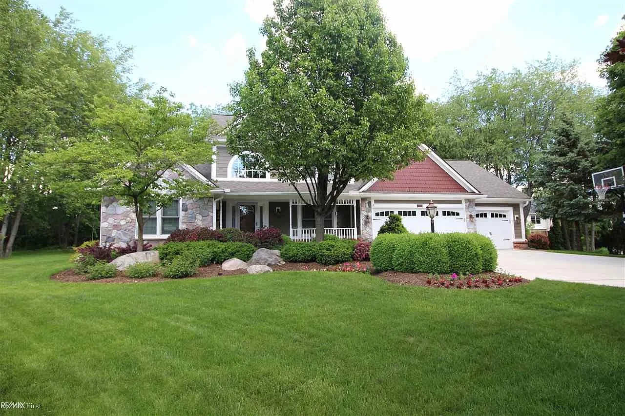 5614 Wembley Ct photo 1