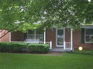 10421 Rosewood Ct, Carmel, IN 46033