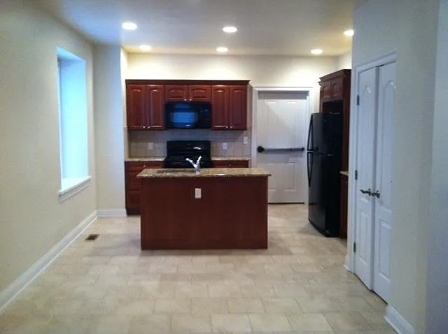 439 E Lincoln Hwy #3 — Photo 6