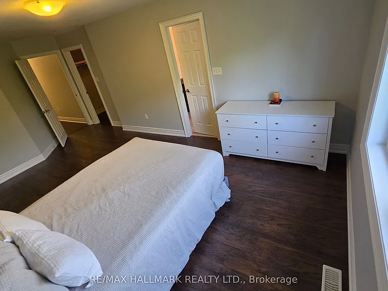 61 Collin Ct — Photo 37