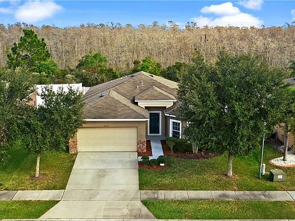 3rd image of 3171 Queen Alexandria Dr