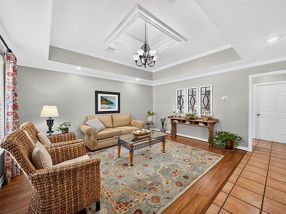 3rd image of 3622 Morningview Dr