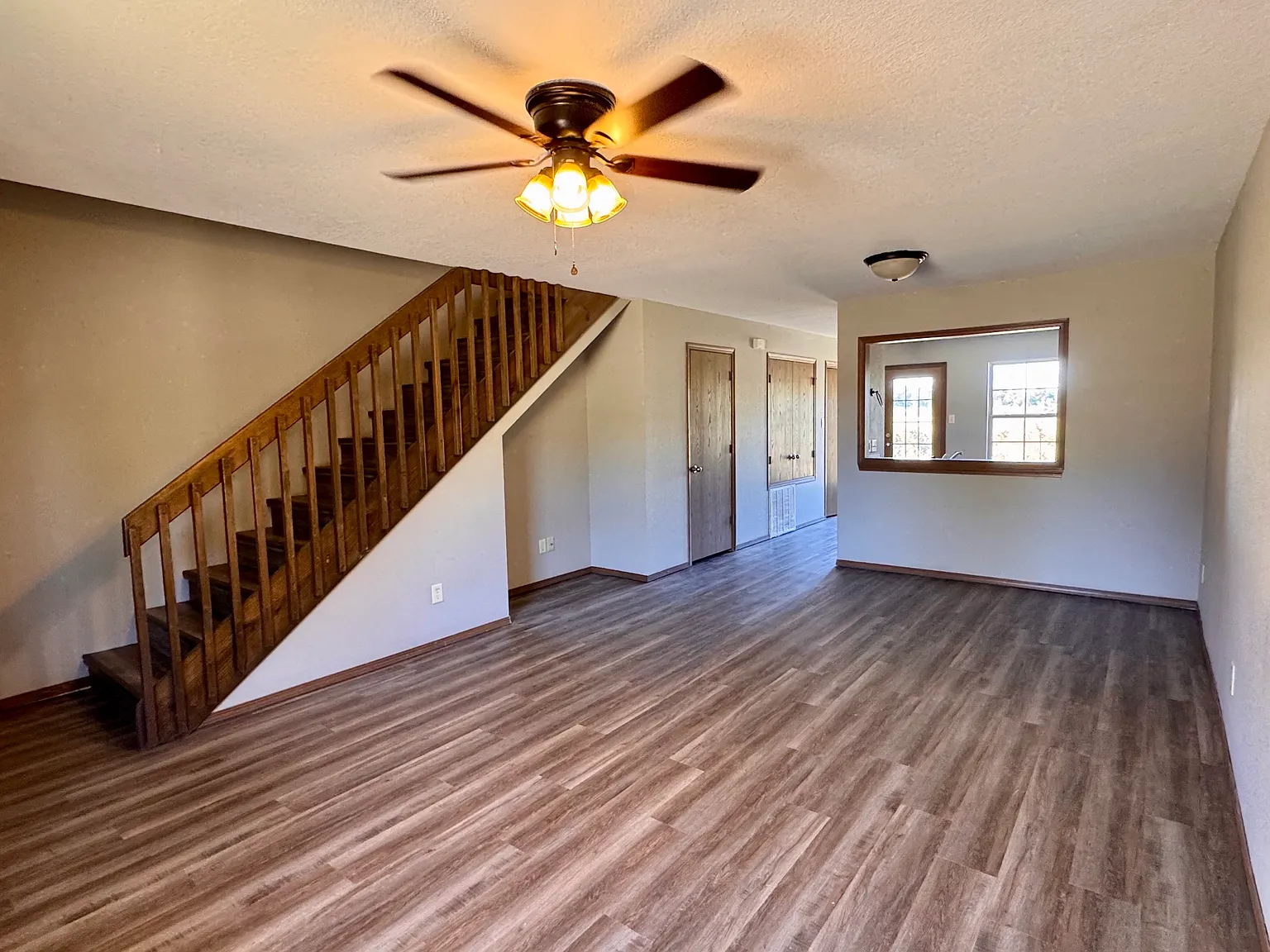 2 bed, 1.5 bath, 1200 sqft, $975 — Photo 4