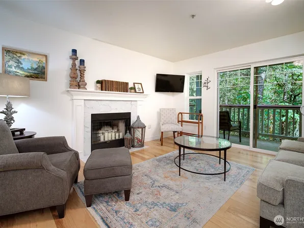 18501 SE Newport Way #J238, Issaquah, WA 98027