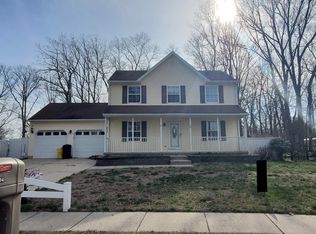 14 Country Club Rd, Pine Hill, NJ 08021