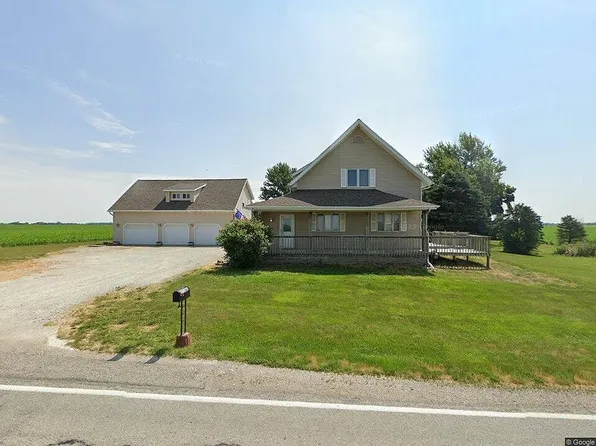 6756 S State Route 19, Mentone, IN 46539