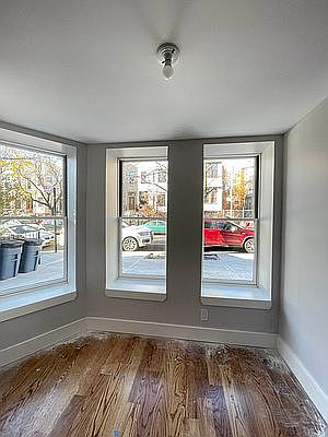 4th image of 1354 Jefferson Ave #1A
