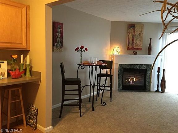 5th image of 697 Crownwood Ct