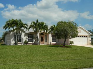 2021 SE Pyramid Rd, Port Saint Lucie, FL 34953