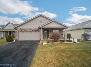 10133 Privet Dr, Crown Point, IN 46307