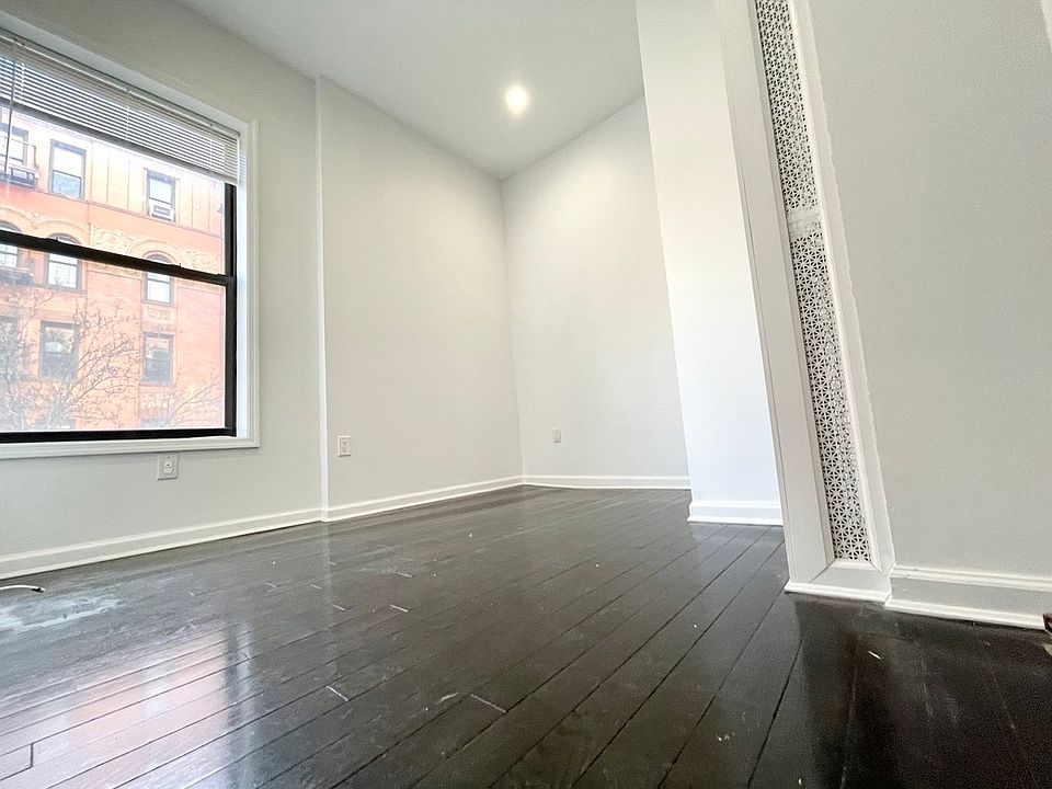 2nd image of 320 Columbus Ave #4C