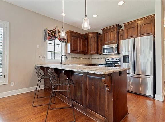 4th image of 14839 Meadow Ln