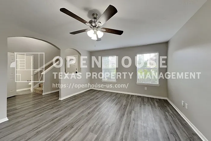 16127 Hilton Head Ln — Photo 3