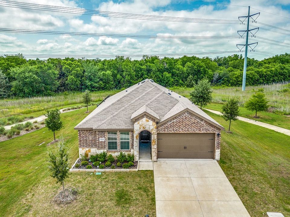 1st image of 1048 Sewell Dr