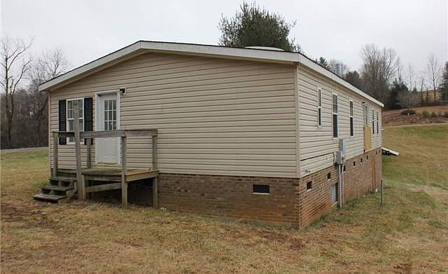 2nd image of 1348 Gladesboro Rd